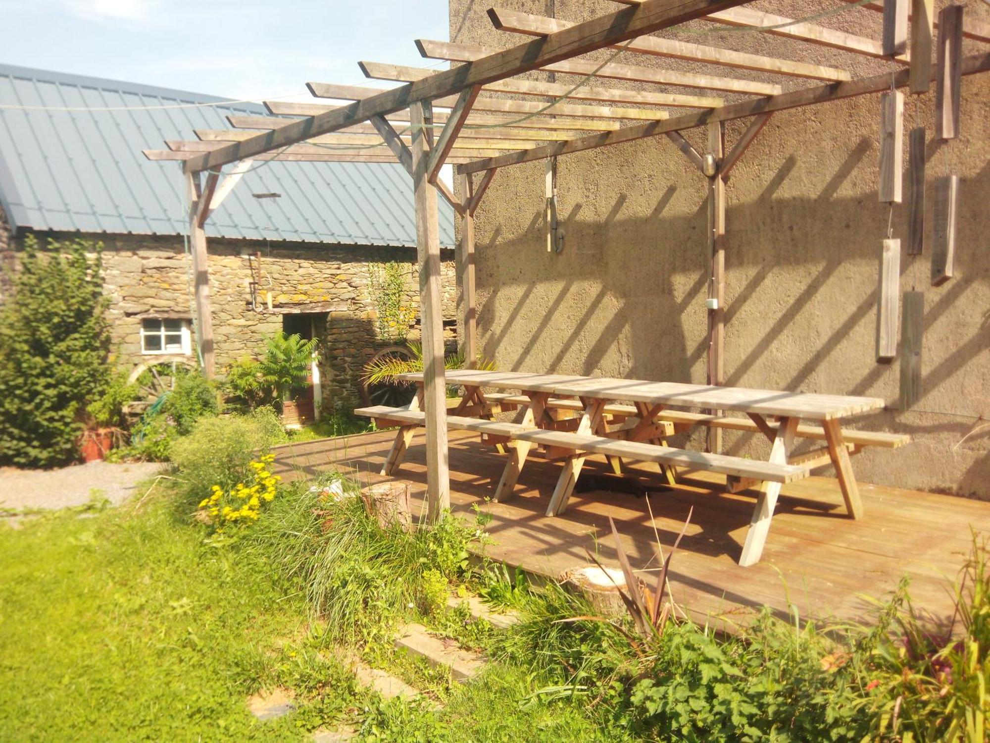 Le Jardin Enchanteur, Chaleureuse Maison D'Hotes Eco-Responsable, Calme Et Accueillante Lopérec 外观 照片